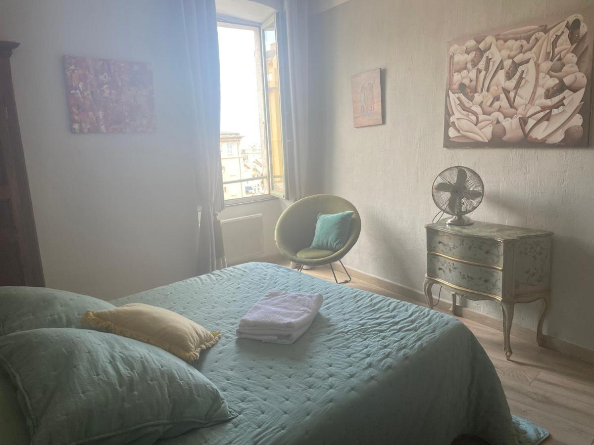 Appartement Bastia Au Pied Du Vieux Port Buitenkant foto
