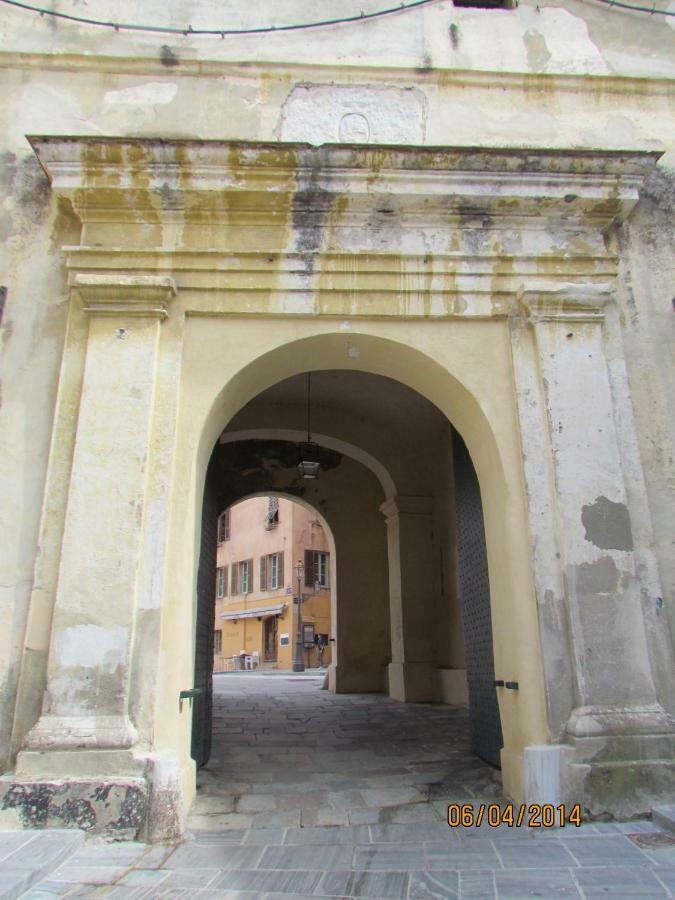 Appartement Bastia Au Pied Du Vieux Port Buitenkant foto